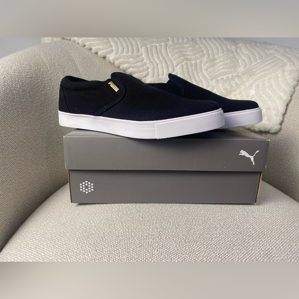 Puma Women’s 9.5 Golf ⛳️ Black and White NWT